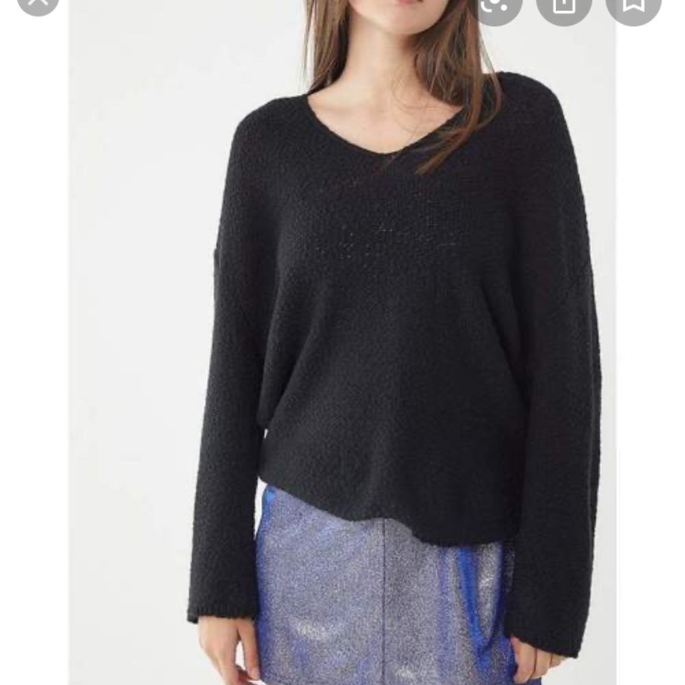 UO coconut reversible v-neck tunic sweater